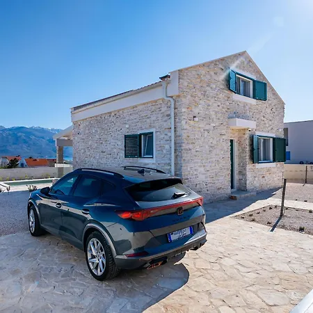 Stone House Cindric In Villa *